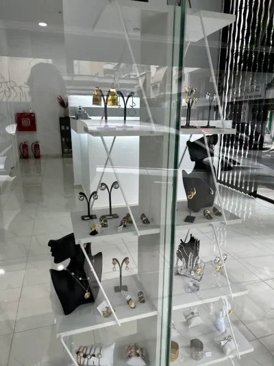 KALLY’S WORKSHOP – ΠΑΚΑ ΚΑΛΛΙΟΠΗ – ΧΕΙΡΟΠΟΙΗΤΑ ΚΟΣΜΗΜΑΤΑ – ΛΑΡΙΣΑ