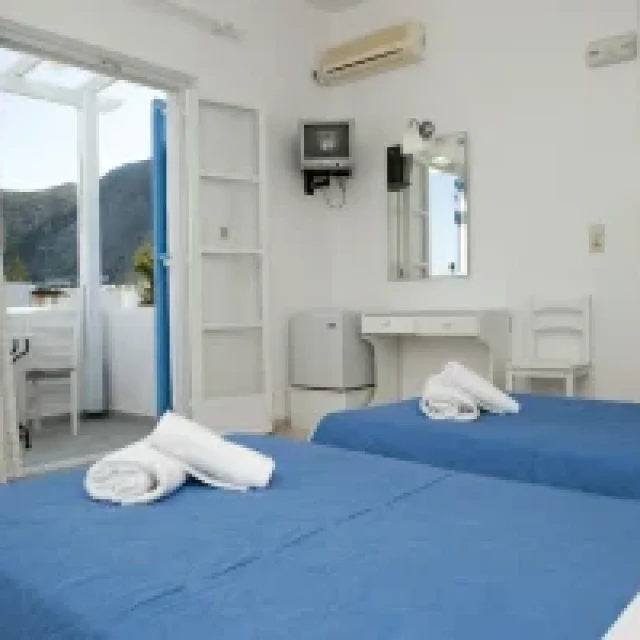 OSCAR HOTEL – ΚΑΡΑΜΟΛΕΓΚΟΥ ΓΕΩΡΓΙΑ – ΞΕΝΟΔΟΧΕΙΟ – ΘΗΡΑ ΣΑΝΤΟΡΙΝΗ ΚΥΚΛΑΔΕΣ