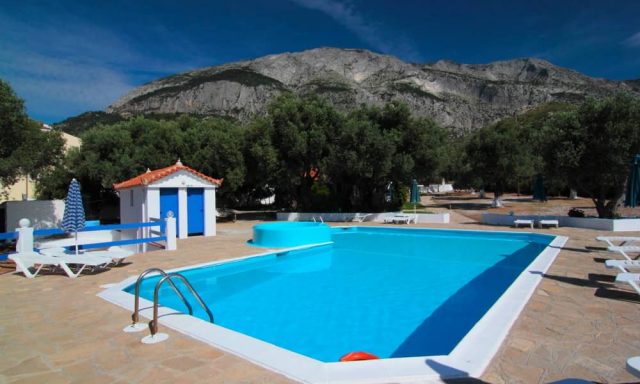 ΤΖΑΝΝΕΤΗΣ ΑΛΕΞΙΟΣ – WHITE ROCK APARTMENTS AND STUDIOS – ΕΝΟΙΚΙΑΖΟΜΕΝΑ ΔΩΜΑΤΙΑ – ΜΑΡΑΘΟΚΑΜΠΟΣ ΣΑΜΟΣ ΔΩΔΕΚΑΝΗΣΩΝ