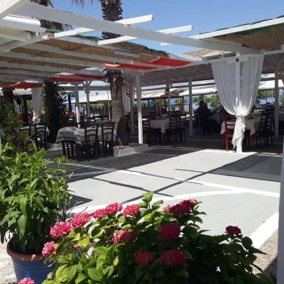 ΑΘΩΣ – ΜΑΡΙΑ ΜΠΛΕ – ΤΑΒΕΡΝΑ ΨΑΡΟΤΑΒΕΡΝΑ – ΠΑΡΑΛΙΑ ΙΕΡΙΣΣΟΣ ΧΑΛΚΙΔΙΚΗΣ