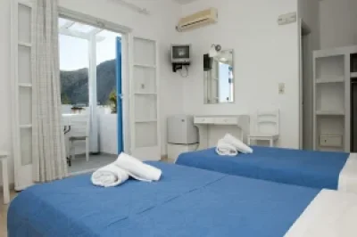 OSCAR HOTEL – ΚΑΡΑΜΟΛΕΓΚΟΥ ΓΕΩΡΓΙΑ – ΞΕΝΟΔΟΧΕΙΟ – ΘΗΡΑ ΣΑΝΤΟΡΙΝΗ ΚΥΚΛΑΔΕΣ