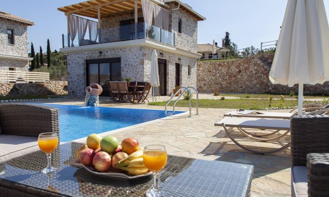 ΓΚΟΥΝΤΗΣ ΣΠΥΡΟΣ – KEY VILLAS – ΕΝΟΙΚΙΑΖΟΜΕΝΕΣ ΒΙΛΛΕΣ – ΤΣΟΥΚΑΛΑΔΕΣ ΛΕΥΚΑΔΑΣ