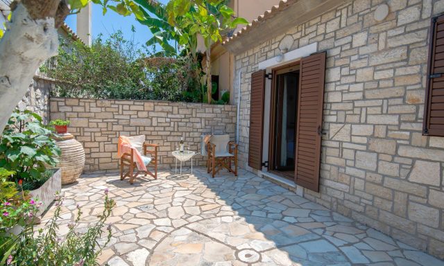 ΛΕΚΚΑ ΕΙΡΗΝΗ – RENA’S HOUSE – ΕΝΟΙΚΙΑΖΟΜΕΝΗ ΚΑΤΟΙΚΙΑ – ΟΖΙΑΣ ΓΑΙΟΣ ΠΑΞΟΙ ΚΕΡΚΥΡΑΣ