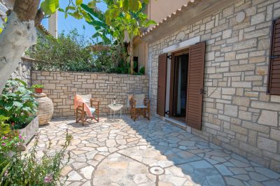 ΛΕΚΚΑ ΕΙΡΗΝΗ – RENA’S HOUSE – ΕΝΟΙΚΙΑΖΟΜΕΝΗ ΚΑΤΟΙΚΙΑ – ΟΖΙΑΣ ΓΑΙΟΣ ΠΑΞΟΙ ΚΕΡΚΥΡΑΣ